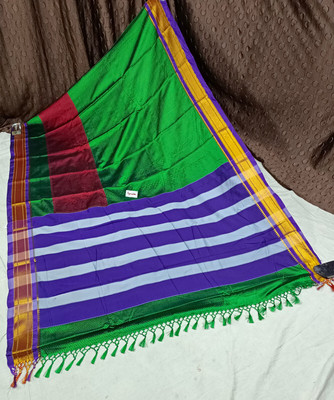 Spewim Striped Handloom Cotton Blend Saree(Green)
