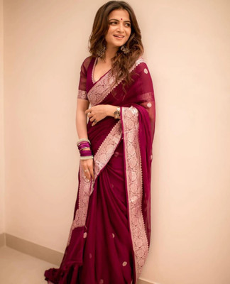 Anjaneya Sarees Self Design Kanjivaram Silk Blend Saree(Maroon)