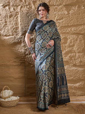 Sareemall Printed Daily Wear Silk Blend Saree(Dark Blue)