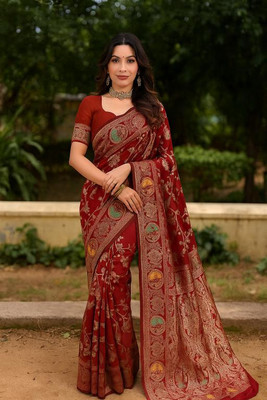 VKARAN Woven Kanjivaram Art Silk Saree(Maroon)