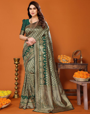 YASHIKA Printed Kanjivaram Silk Blend Saree(Green)