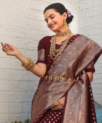 COSBILA FASHION Woven Banarasi Silk Blend Saree(Maroon)