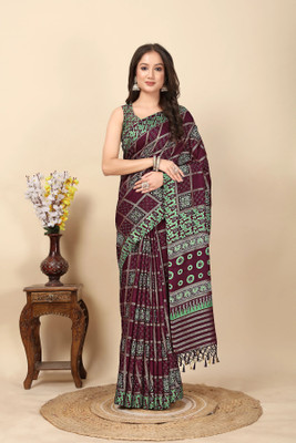 J6 Designers Printed Patola Silk Blend Saree(Purple)