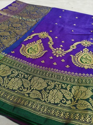 Afronza Embroidered, Woven, Applique Kanjivaram Satin, Art Silk Saree(Purple, Green)