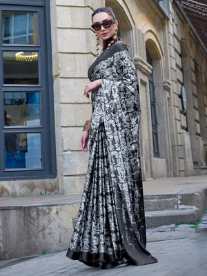 Sareemall Printed Hand Batik Crepe Saree(Grey)