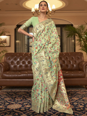 Divastri Woven Daily Wear Silk Blend Saree(Green)