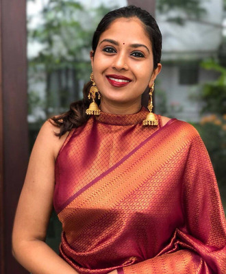 kriyafashion Printed Bollywood Silk Blend Saree(Red)