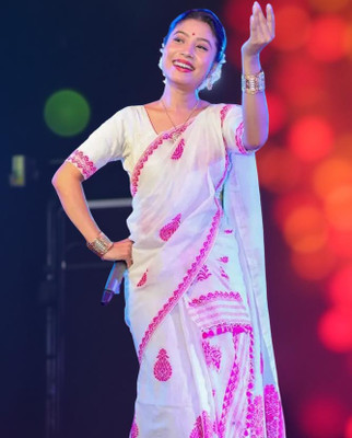white desert Self Design Mekhela Chador Cotton Silk Saree(White)