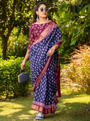 Divastri Printed Daily Wear Cotton Blend Saree(Dark Blue)