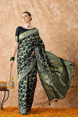 manvaa Embellished Bollywood Silk Blend Saree(Dark Green)