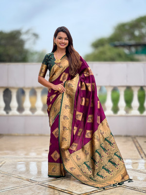 Divastri Woven Paithani Cotton Silk Saree(Magenta)