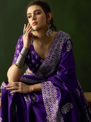 Divastri Printed Bollywood Cotton Blend Saree(Purple)