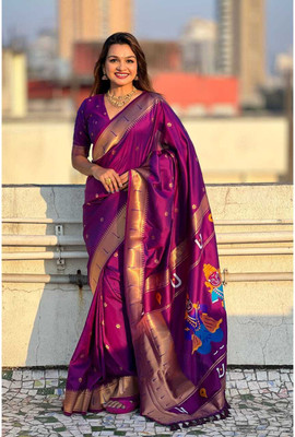 SEMORE Embellished Paithani Jacquard Saree(Magenta)