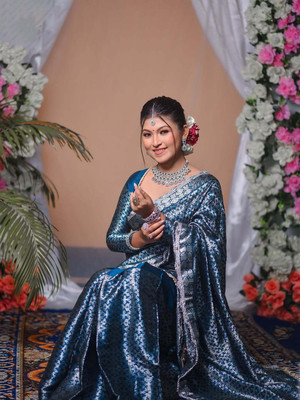 Sheden Lopez Creation Woven Mekhela Chador Silk Blend Saree(Blue)