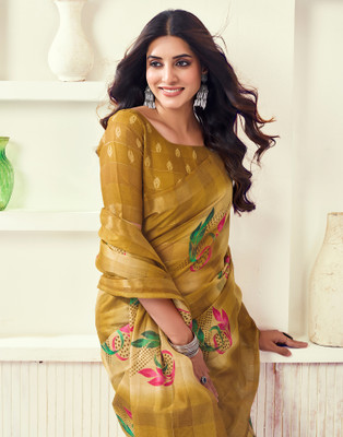 Samah Floral Print, Embellished, Striped Daily Wear Cotton Blend Saree(Mustard)