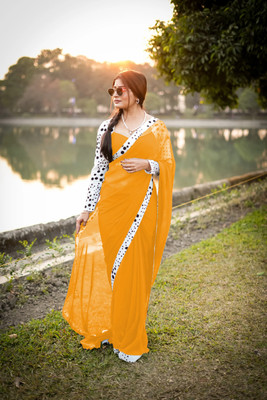 Sareez House Printed Bollywood Chiffon Saree(Gold)