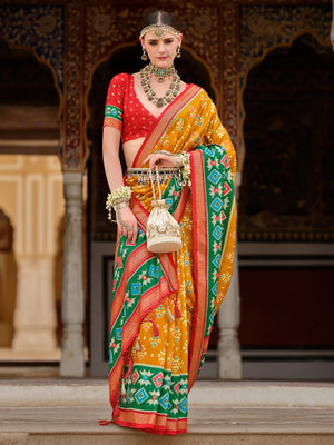 Sareemall Printed Pochampally Silk Blend Saree(Mustard)