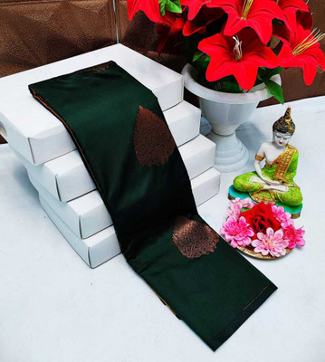 VASTUKALA Woven Kanjivaram Pure Silk, Art Silk Saree(Green)