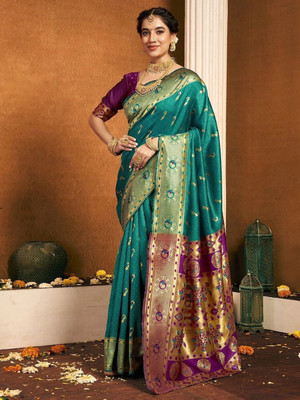 PRIMENIKS Embellished, Self Design Banarasi Jacquard, Silk Blend Saree(Multicolor)