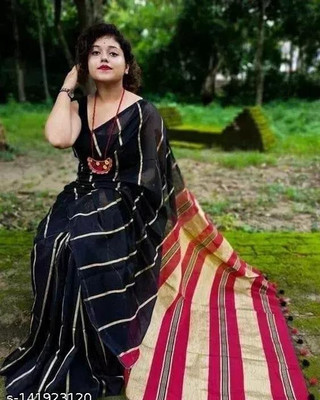 GOLU Solid/Plain Handloom Cotton Silk Saree(Black, Red)
