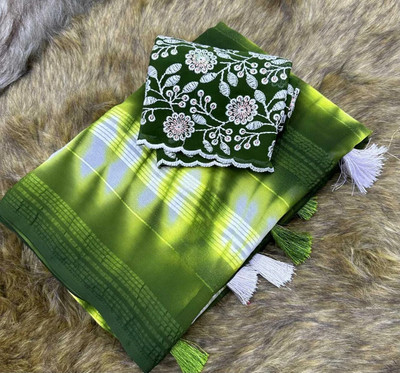 BADE SUHANE Printed Bollywood Viscose Rayon Saree(Green)