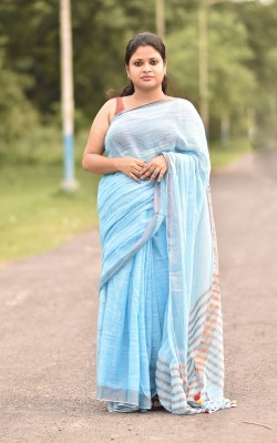 The Ocau Woven Tant Pure Cotton Saree(Blue, Gold)