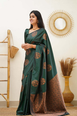 Pdfabrics Self Design Bollywood Jacquard Saree(Dark Green)