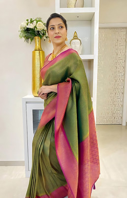 fosgen etp Self Design Kanjivaram Pure Silk Saree(Green)