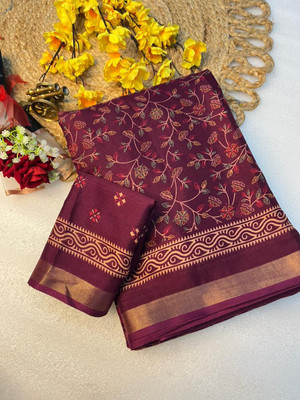 Lyrox Fashion Floral Print, Woven, Printed, Self Design, Temple Border Daily Wear Cotton Blend Saree(Maroon)