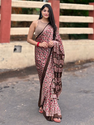 Sareemall Printed Hand Batik Crepe Saree(Brown)