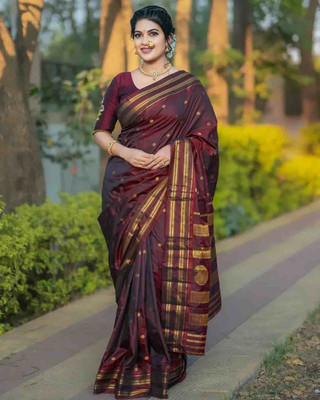 Divastri Solid/Plain Paithani Silk Blend Saree(Purple)