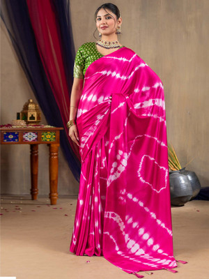 Tasrika Printed Hand Batik Satin Saree(Pink)