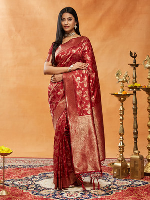 KASEE Self Design Banarasi Art Silk Saree(Red)