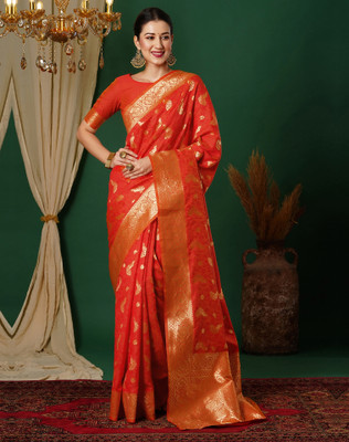 Divastri Woven, Embellished Banarasi Silk Blend, Jacquard Saree(Red)