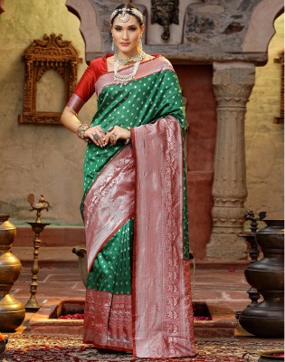 Satrani Woven, Embellished, Self Design Banarasi Silk Blend Saree(Green, Multicolor)