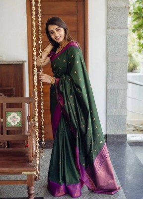 Bansari Textiles Printed, Self Design, Paisley, Woven, Embellished, Applique Kanjivaram Jacquard, Art Silk Saree(Green)