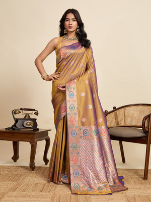 HouseOfCommon Woven Banarasi Cotton Silk Saree(Gold)