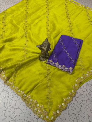 Pfancy silk Embellished, Embroidered, Floral Print Kanjivaram Polyester Saree(Light Green)