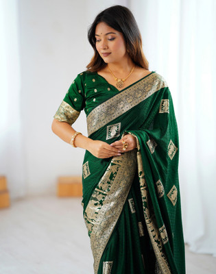 Satrani Woven, Embellished Banarasi Pure Silk Saree(Green, Gold)