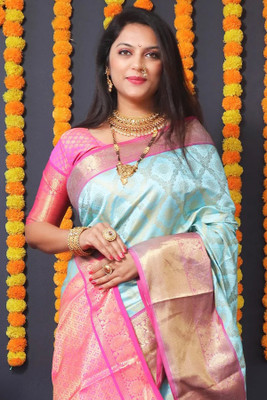 Divastri Embellished, Woven Kanjivaram Silk Blend Saree(Light Blue)