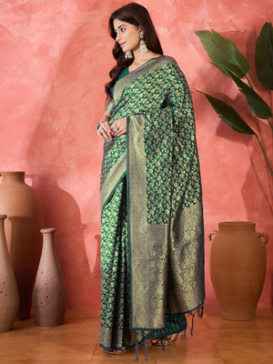 ShopGlobal Woven Banarasi Silk Blend Saree(Green)