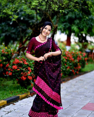 vrajnetic Woven Mekhela Chador Pure Cotton Saree(Black)