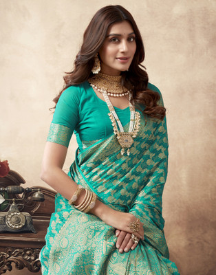 Samah Woven, Embellished Banarasi Georgette Saree(Green, Gold)
