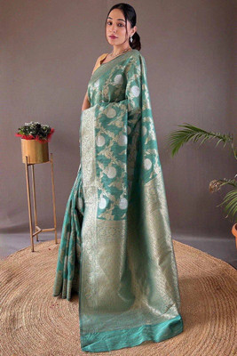RUCHAA FASHION Woven Banarasi Silk Blend Saree(Light Green)