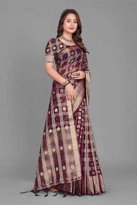 Aarunika fashion Embellished Bollywood Organza Saree(Magenta)