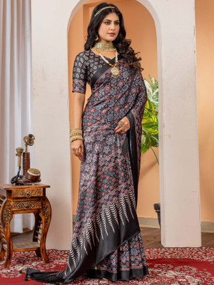 Tasrika Printed Hand Batik Crepe Saree(Black)