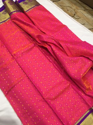 Zoofa Creation Woven Banarasi Satin Saree(Pink)