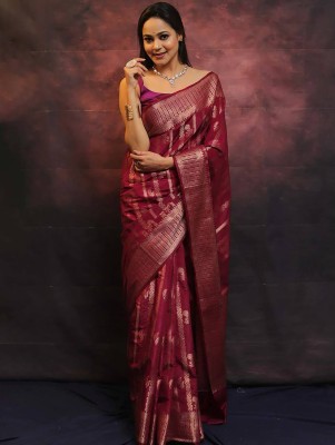 Aldwych Woven Banarasi Silk Blend Saree(Maroon)