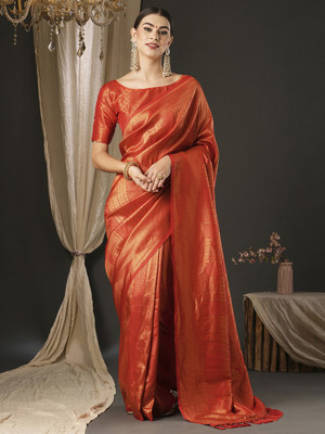 Divastri Embellished Banarasi Silk Blend Saree(Red)