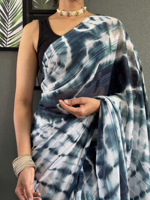 SICHYAH Tie-Dye Bollywood Georgette Saree(Light Blue)
